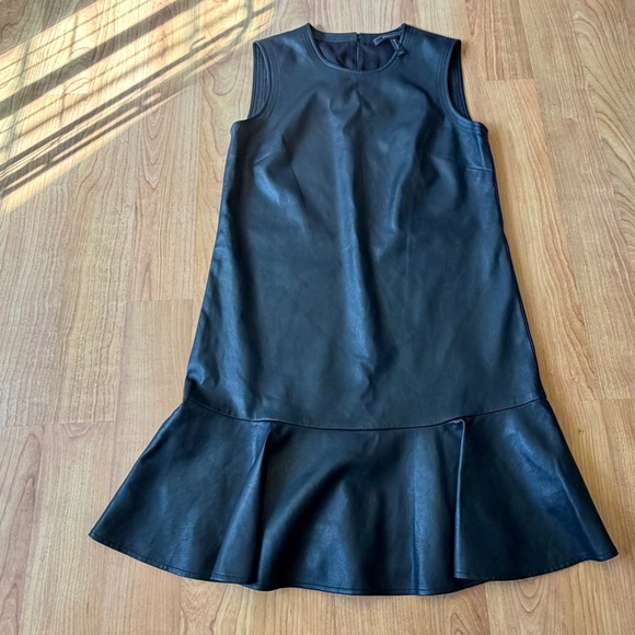 Bloomingdales BCBGMAXAZRIA Women’s Sheridan Faux Leather Sleeveless Black SizeXS - Picture 4 of 12